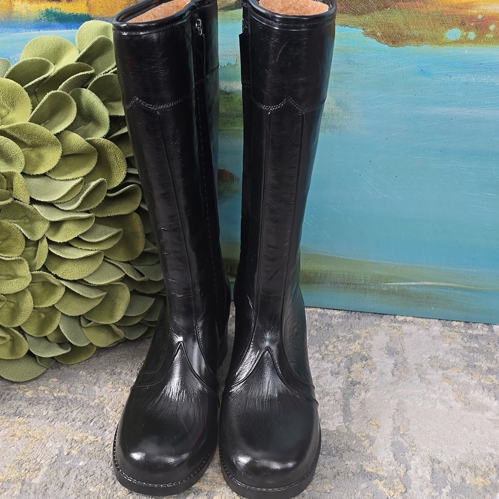 Retro Glossy Rubber Boots with Faux Sherpa Lining Women's Size 7 - Picture 13 of 13